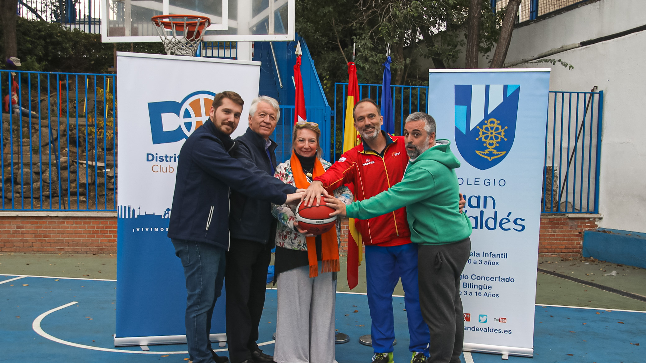 Distrito Olímpico y el colegio Juan de Valdés unen fuerzas en su apuesta por el baloncesto